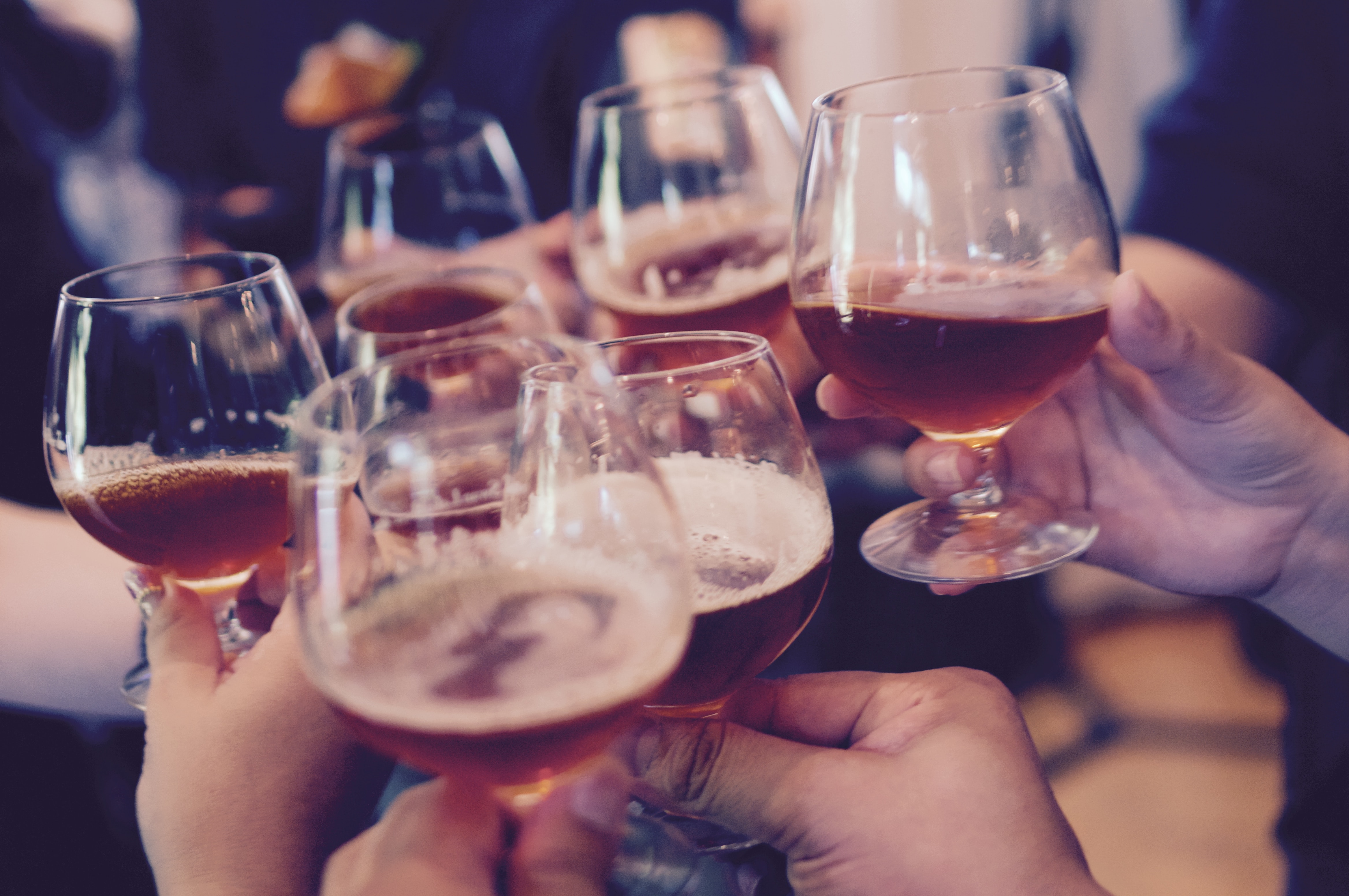 6 Reasons Your Bar Should be Using a Pre-Authorisation Bar Tab